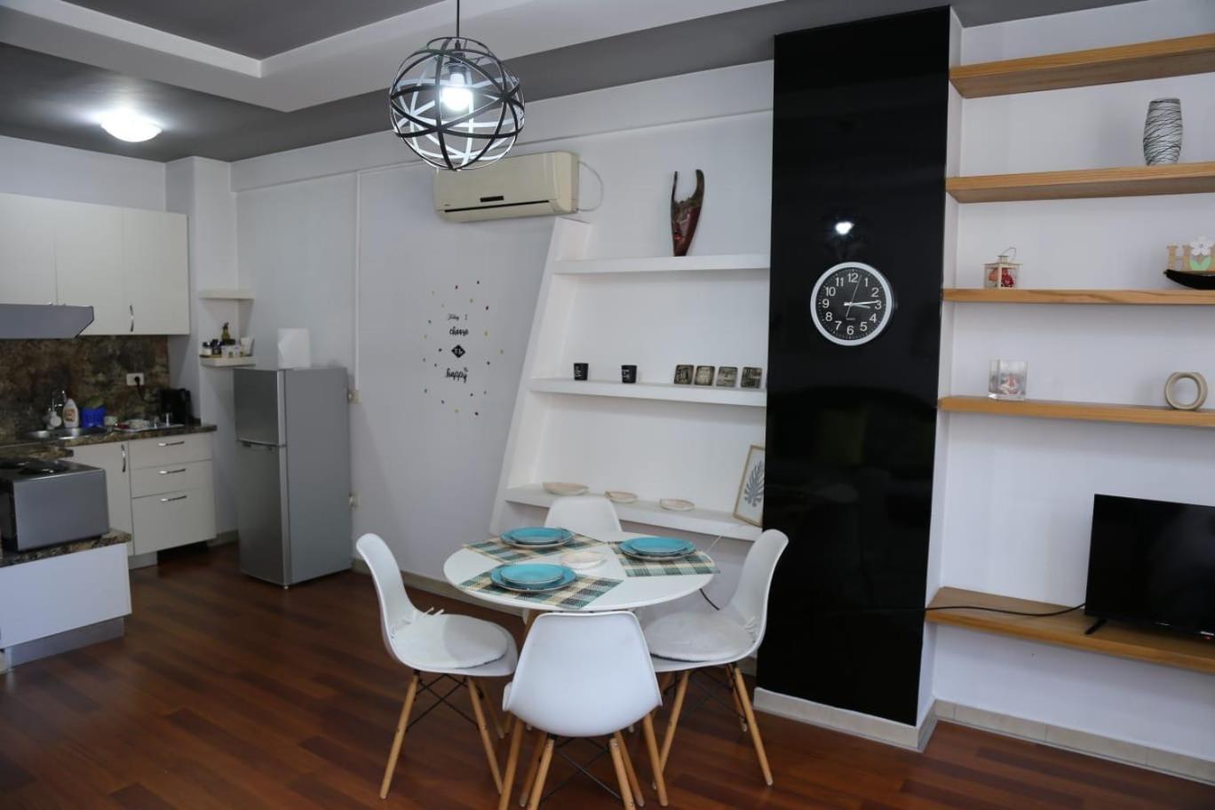 Ergi'S Host Apartment Tirana Eksteriør billede