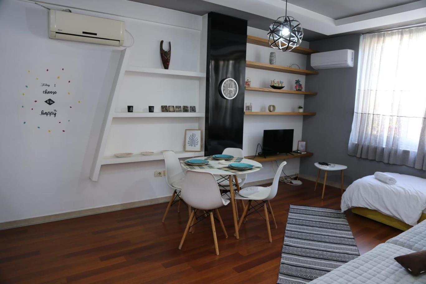 Ergi'S Host Apartment Tirana Eksteriør billede